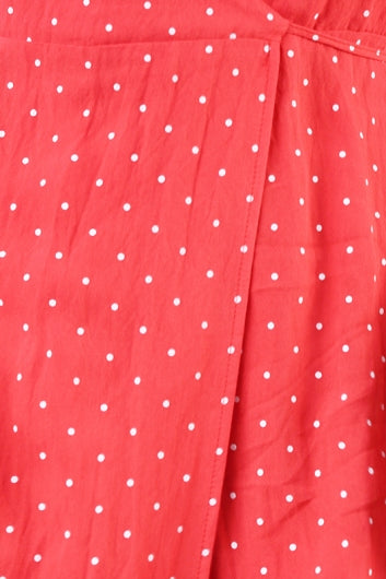 color-red-/-white-polka-dot