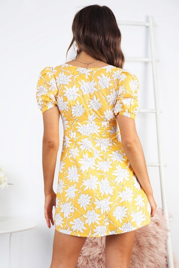 color-yellow-/-white-floral