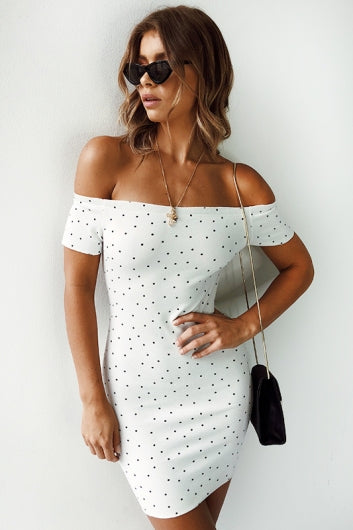 color-white-polka-dots