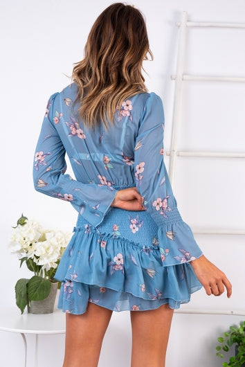 color-blue-floral