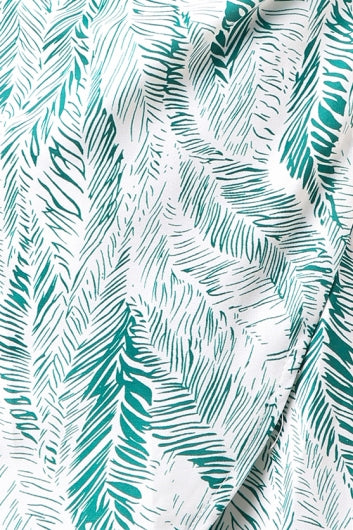 color-green-leaf-print