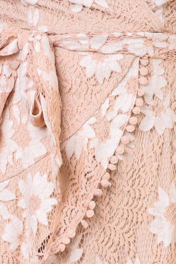 color-nude-lace
