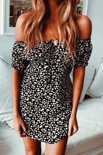 color-dark-green-floral