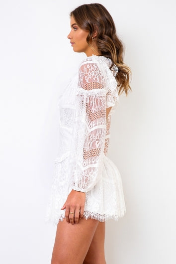 color-white-lace