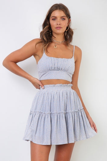 color-light-blue-print