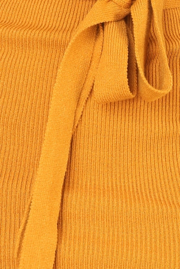 color-mustard