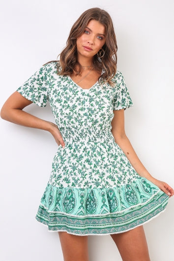 color-white/green-print