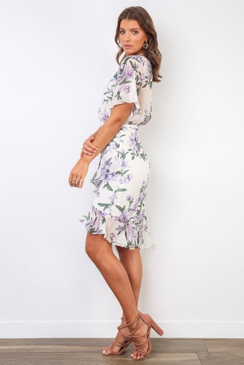 color-white/-purple-flower