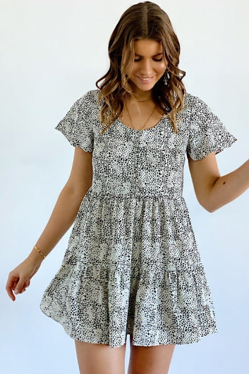 color-white/black-print