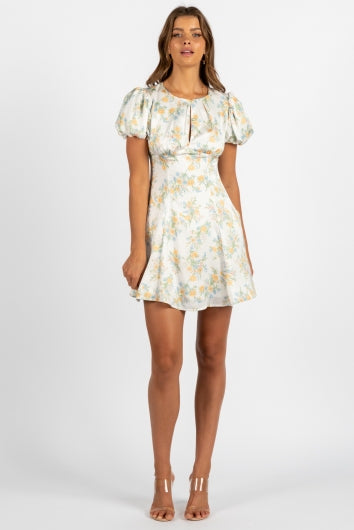 color-white-yellow-floral