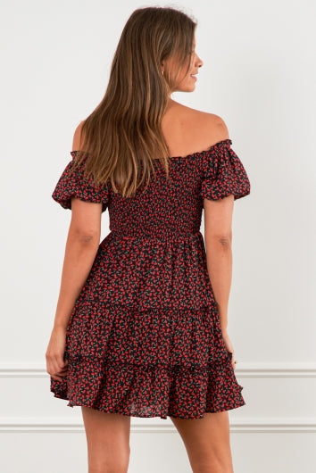 color-black-red-print