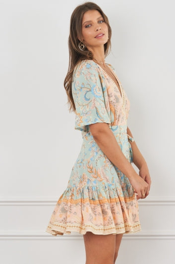 color-sage-pink-print