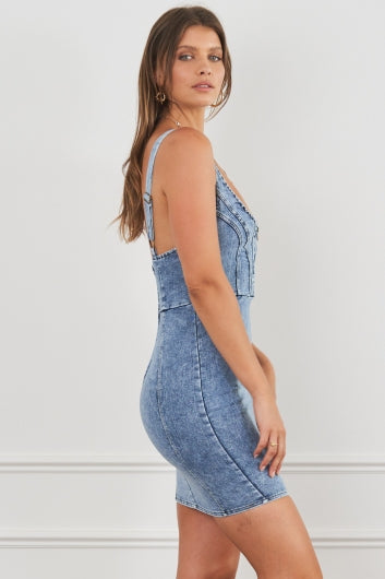 color-blue-denim-wash