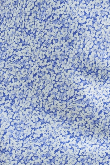 color-blue-floral-print