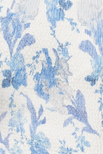 color-white-blue-print