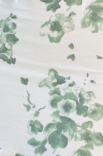 color-white-green-print