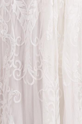 color-white-lace