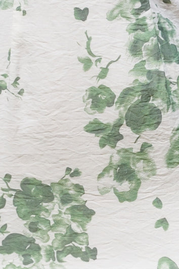 color-white-green-print